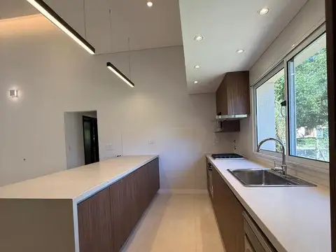 Casa en venta Barrio Cerrado Kentucky FUNES