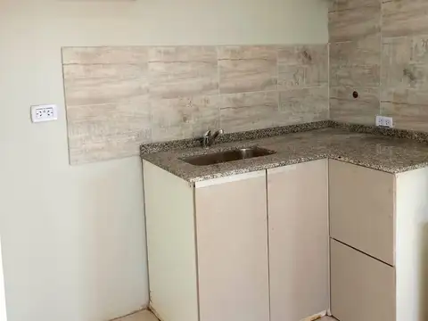 Casa en Alquiler con 1 cochera