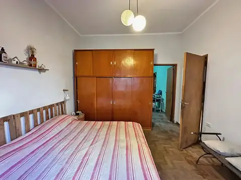 CASA 3 AMBIENTES CON 2 LOCALES AL FRENTE EN SAN ANDRES