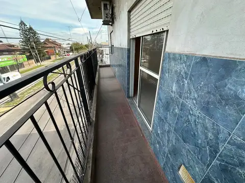 Av. Del Sesquicentenario 1500