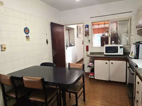 Depto Tipo Casa en Venta 42 años