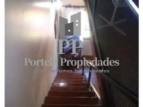 Depto Tipo Casa en Venta con 1 cocheras