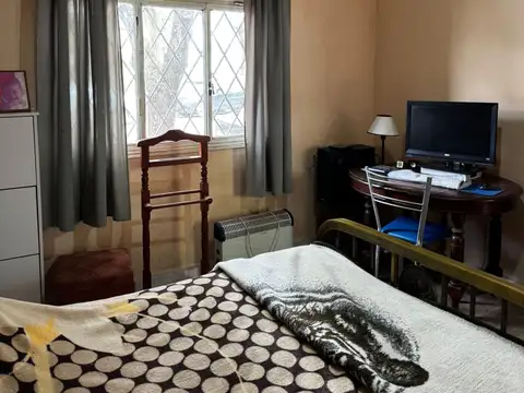Depto Tipo Casa en Venta 68 años