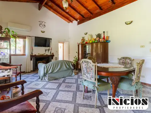 Casa sobre 4 Chacras Excelente Inversión