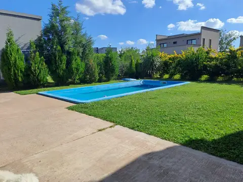 Casa en Venta al Este