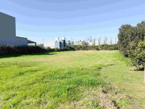 Terreno en Venta en Terra Nostra, USD 100.000