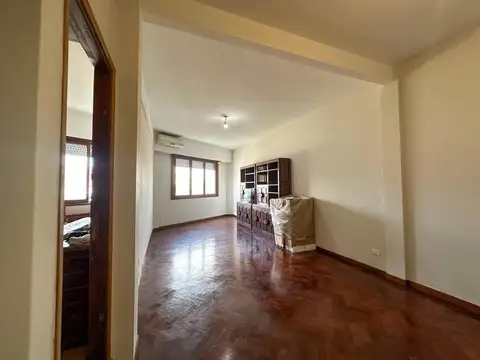 Depto Tipo Casa en Venta en Villa Devoto, USD 122.000