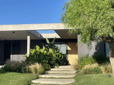 Casa en Venta al Noreste