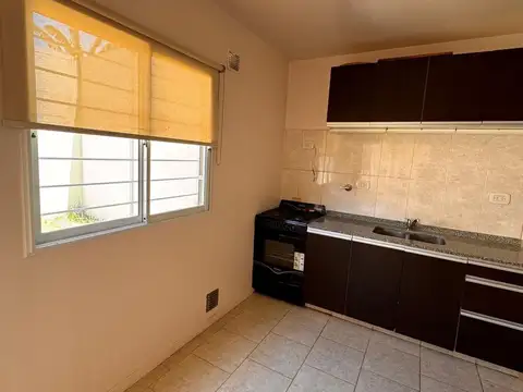 Depto Tipo Casa en Venta 9 años