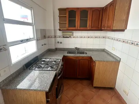 Casa en Alquiler con 1 cochera