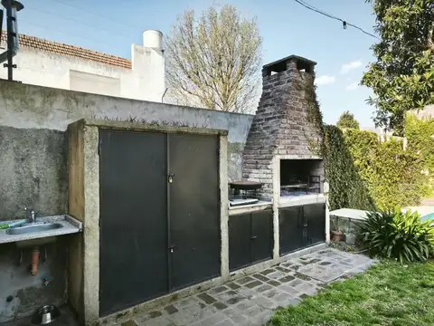 Casa en Alquiler Temporal con 1 cochera
