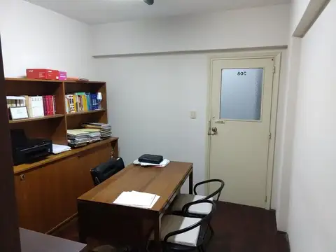 Av. Corrientes 729 , Piso 2