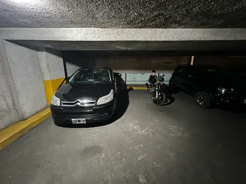 Cochera en Centro