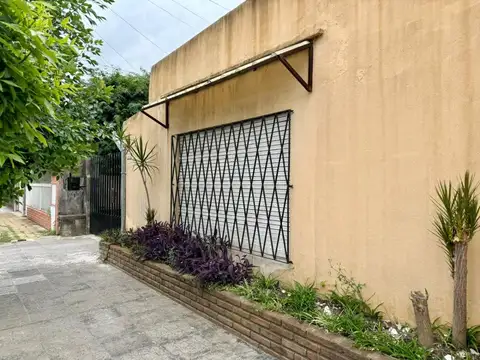 Depto Tipo Casa en Alquiler de 3 ambientes