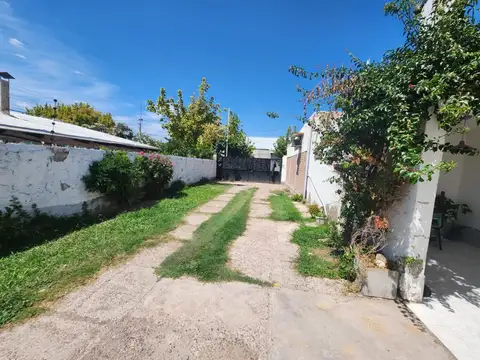 2 Casas con Local Comercial en Venta, Maipú