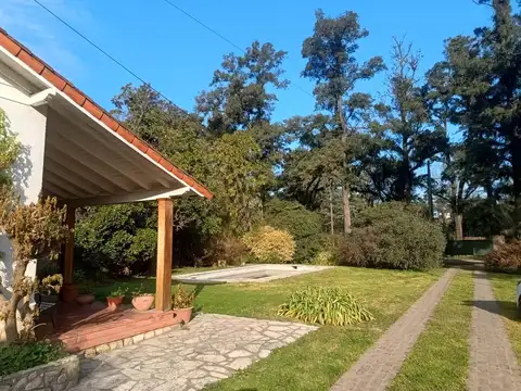 Casa 3 ambientes con 2 baños