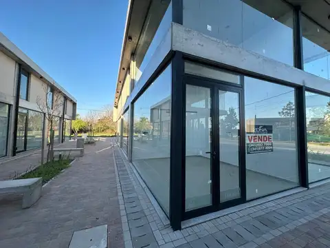 Alquiler Local Comercial Las Calandrias - Funes