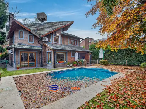 Casa a la venta en Club de Campo La Tradicion, Moreno