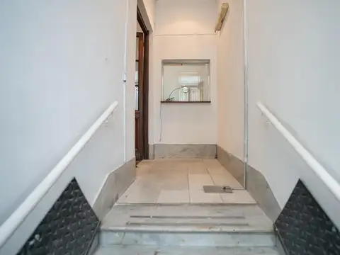Depto Tipo Casa en Alquiler en Flores, $ 2.000.000