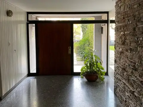 Av Santa Fe 400, Piso 5