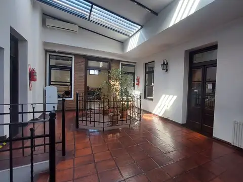 OFICINAS con DEPOSITOS VENTA CABA