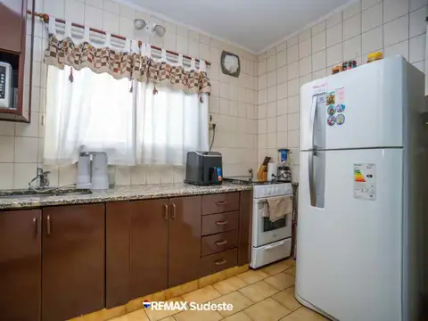 Casa 3 ambientes con 2 baños