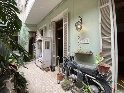 Depto Tipo Casa en Venta 40 años