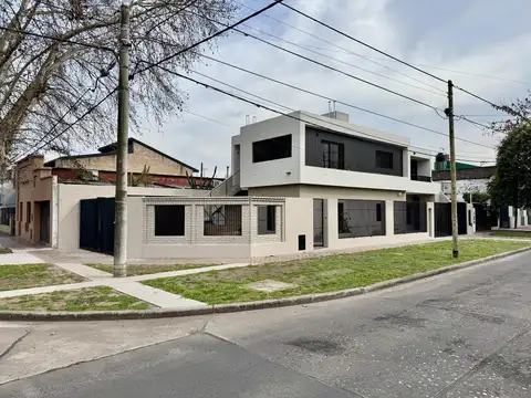 Departamento de 1 dormitorio en Alberdi.