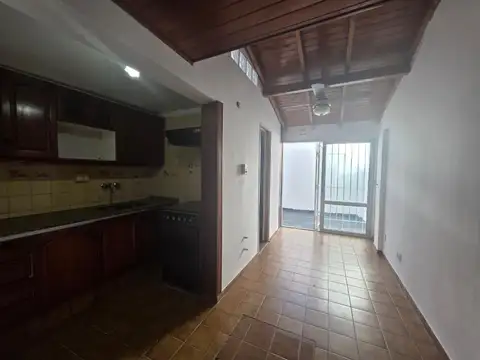 Depto Tipo Casa en Venta de 2 ambientes