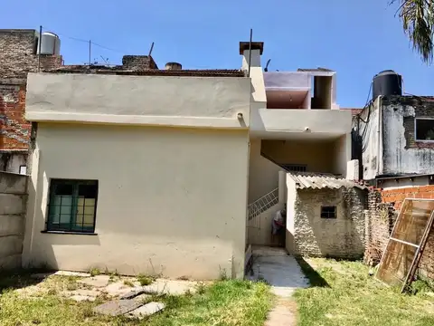 Casa en Venta en Bernal Oeste, USD 115.000