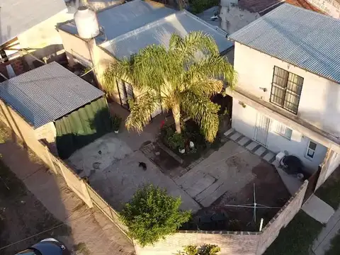 Venta en bloque - departamentos y casa en Matheu