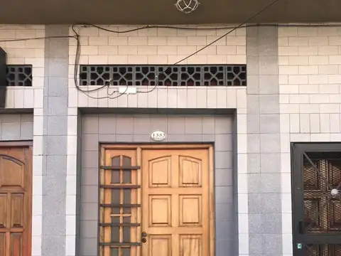 2 ambientes al frente y sin expensas en Lanús Este!