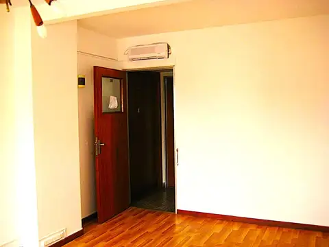 Oficina 2 ambientes con 2 baños