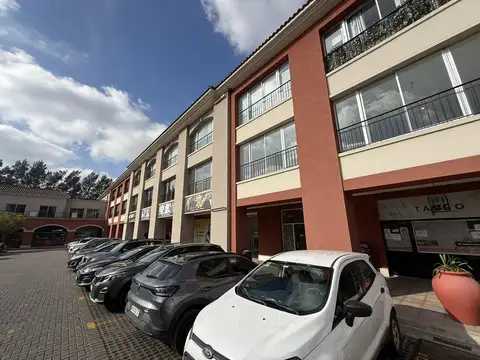 DEPTO | 2 AMBIENTES | SUITE | COCHERA CUBIERTA | APTO PROFESIONAL | PUEBLO CAAMAÑO