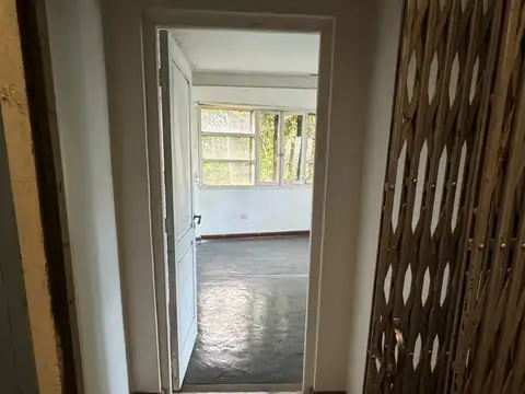 Casa 5 ambientes con 4 baños