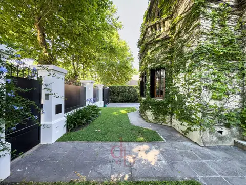 Casa en Venta de 5 dormitorios