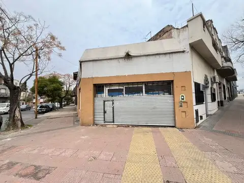 Local en Alquiler en Parque Avellaneda, $ 750.000
