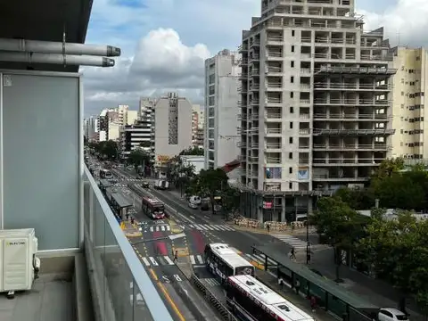 Oficina 3 ambientes con 2 baños