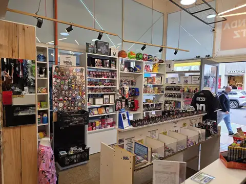 Local en Venta 60 años
