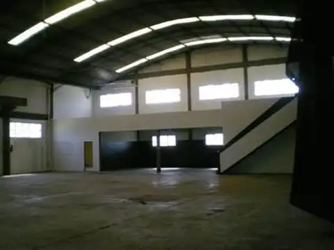 Galpon en Alquiler 25 años