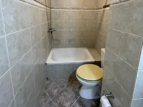 Oficina en Alquiler en Ramos Mejía, $ 520.000
