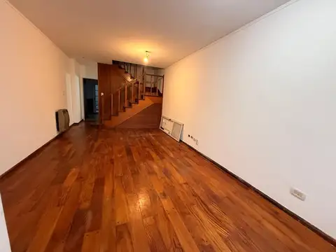 Casa en Venta en Villa Sarmiento, USD 110.000