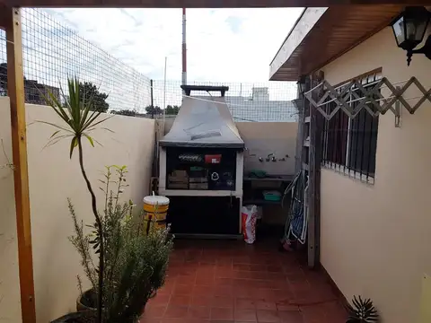 Depto Tipo Casa en Venta en Caseros, USD 89.000