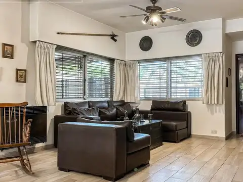 Casa 6 ambientes con 3 baños