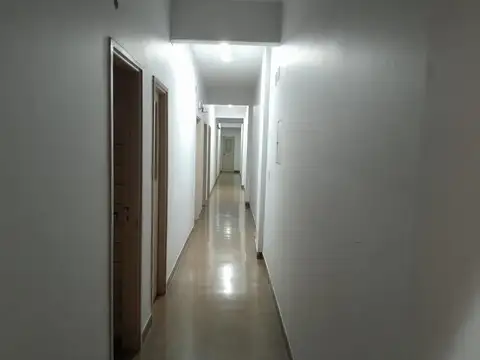 Oficina en Alquiler en Monserrat, $ 250.000