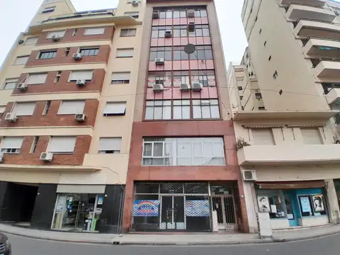 Oficina Monoambiente con 3 baños