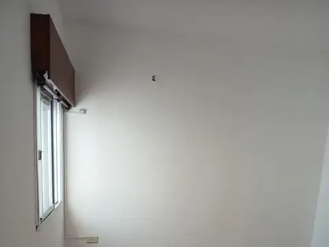 Casa de pasillo en venta Granadero Baigorria centro