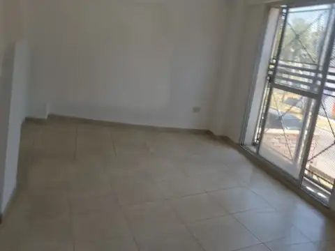 Departamento en Alquiler en Moron Norte, $ 320.000