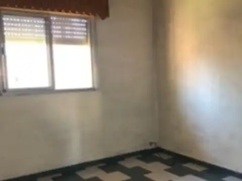 Bollini a metros de la plaza 300