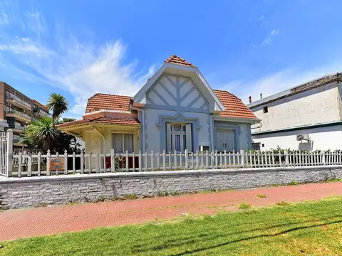 VENTA CASA 6 AMB ESQUINA C COCHERA SANTOS LUGARES